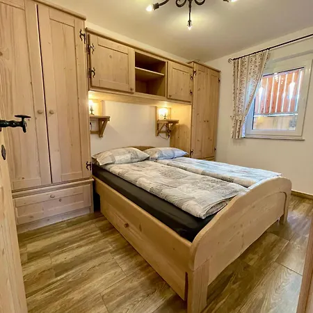 Apartmaji Golob-golte Lägenhet *